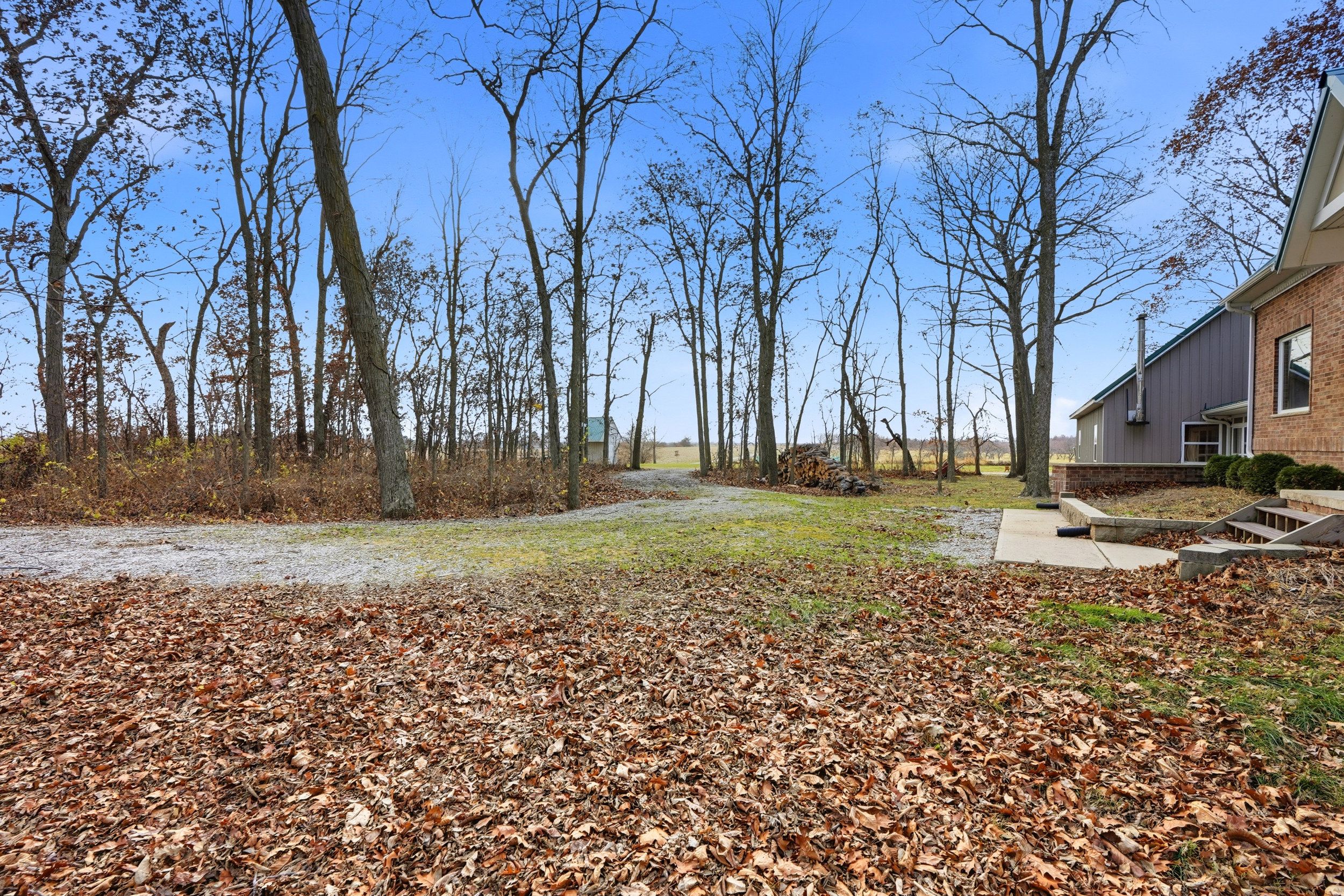 Listing Photo: 3300 Underwood Ave 0063-